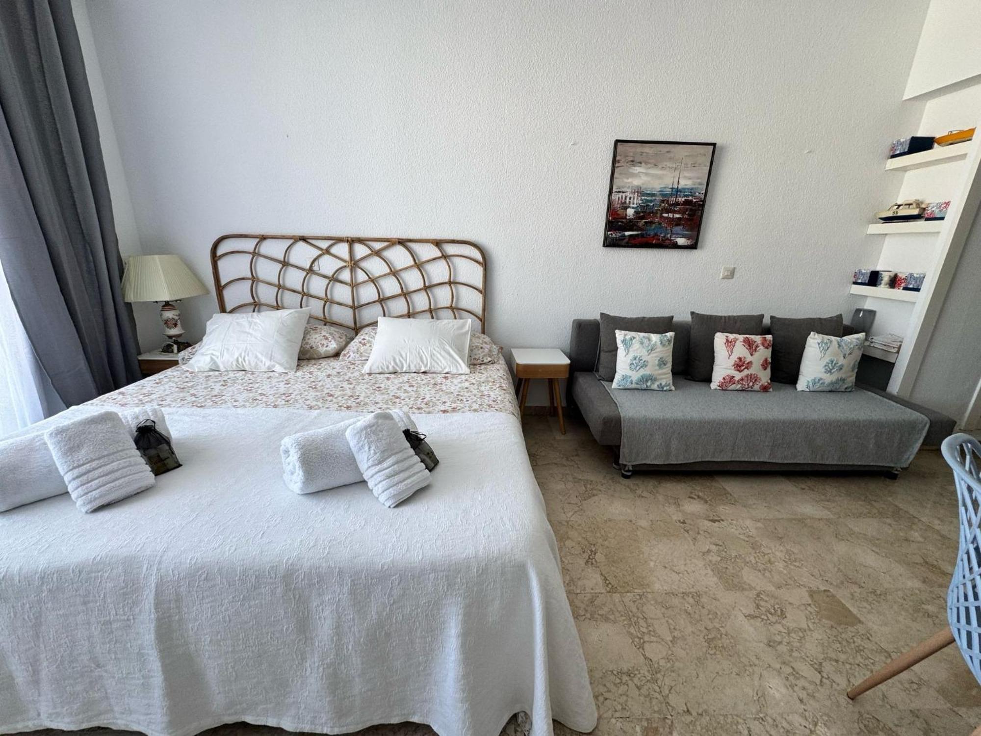 Apartamentos Castillo de Santa Clara Torremolinos Ruang foto
