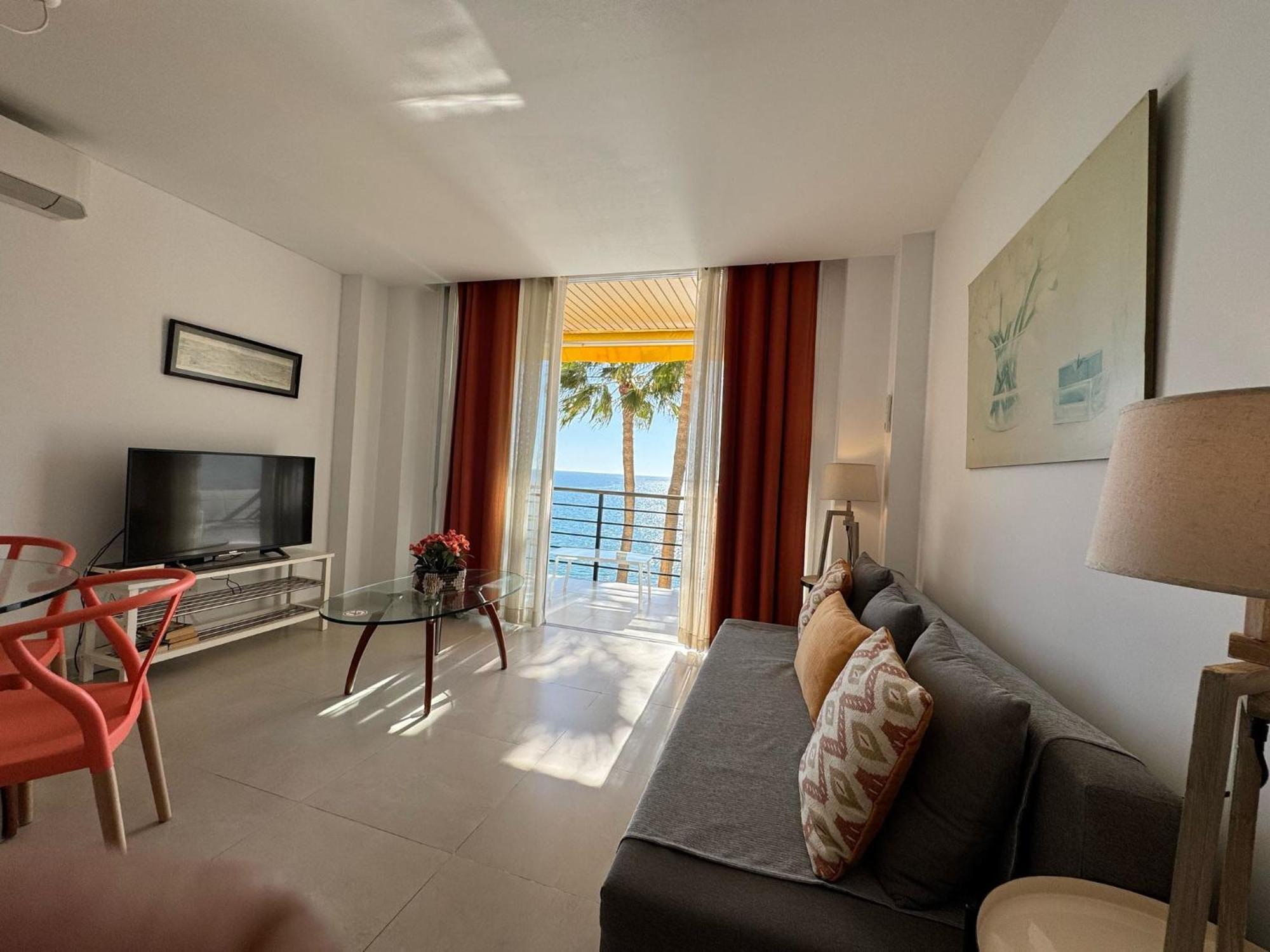 Apartamentos Castillo de Santa Clara Torremolinos Bagian luar foto