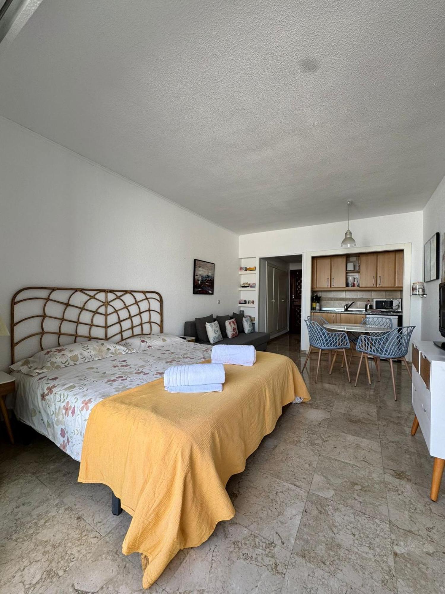 Apartamentos Castillo de Santa Clara Torremolinos Bagian luar foto