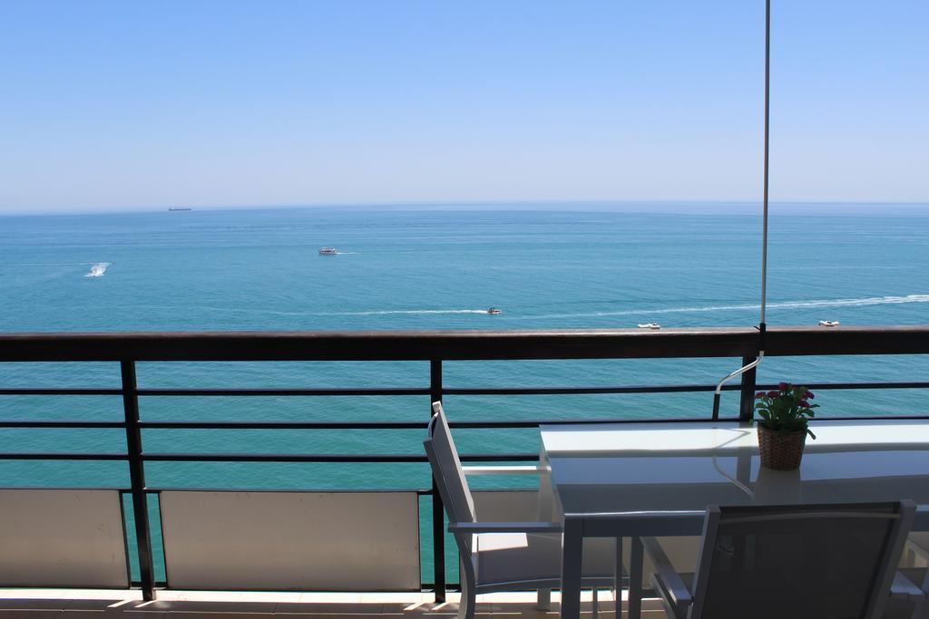 Apartamentos Castillo de Santa Clara Torremolinos Bagian luar foto